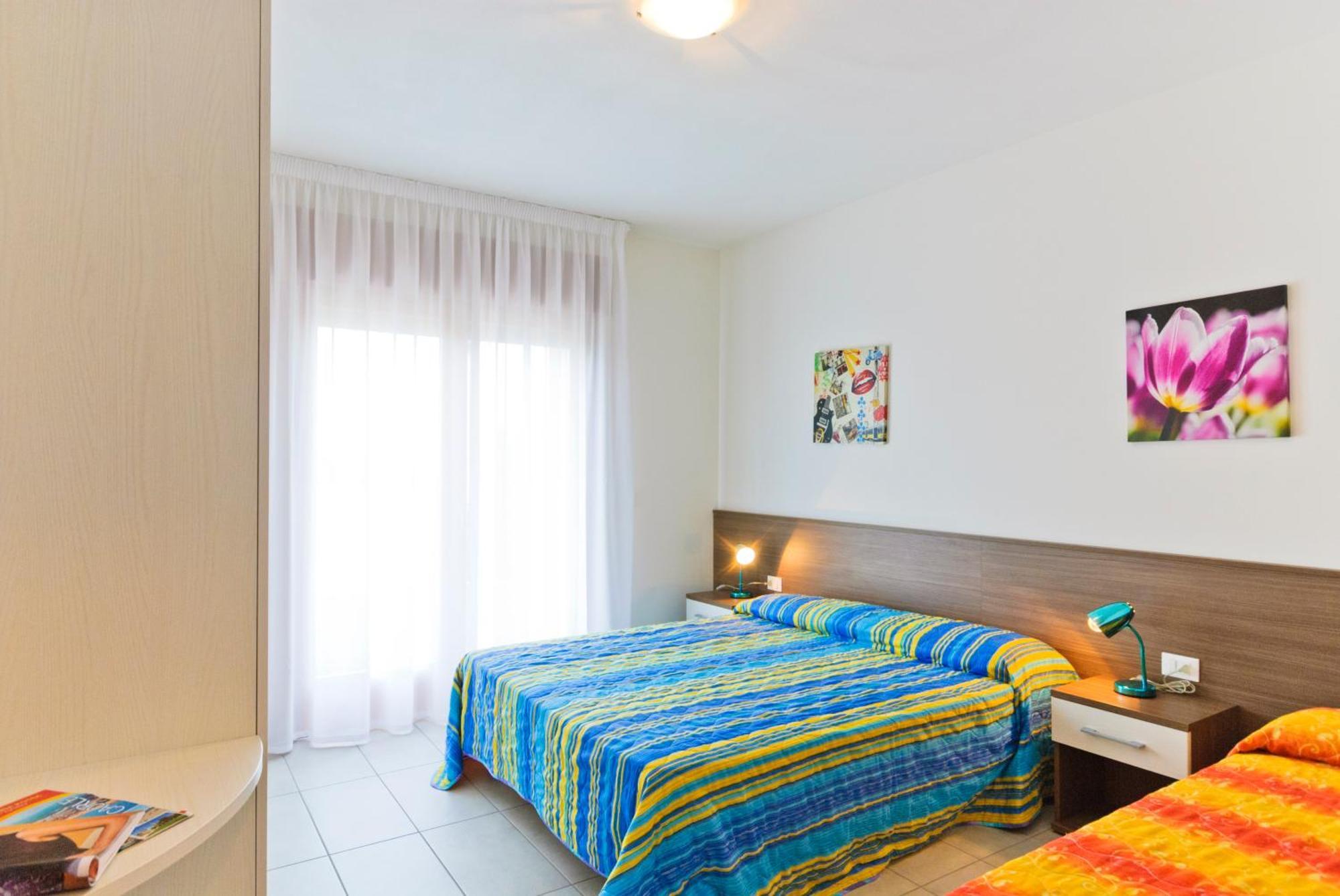 Residence Galleria Gran Mado Caorle Bagian luar foto