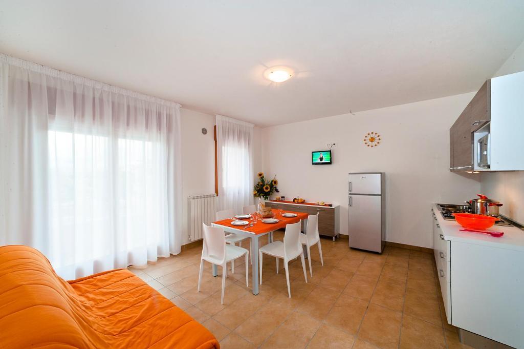 Residence Galleria Gran Mado Caorle Ruang foto
