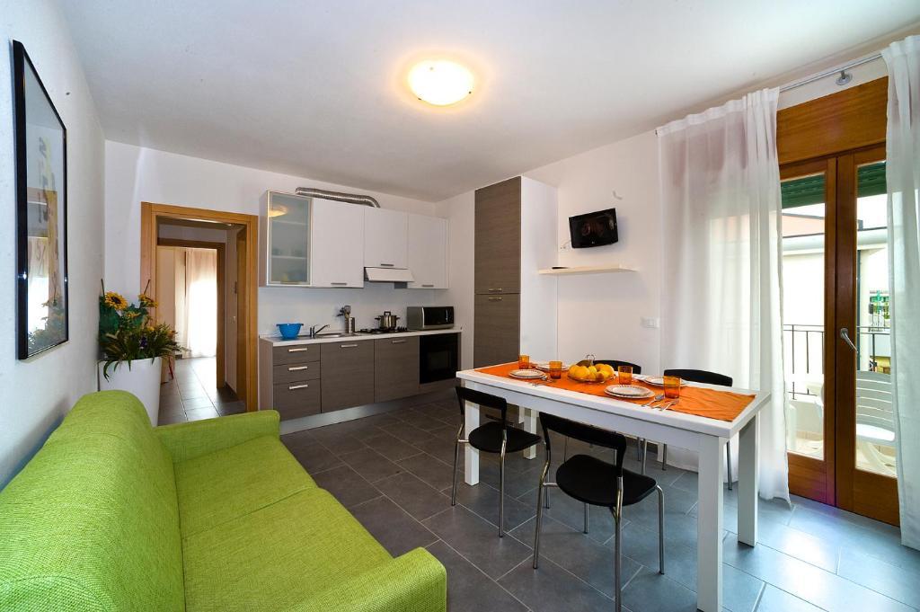 Residence Galleria Gran Mado Caorle Ruang foto